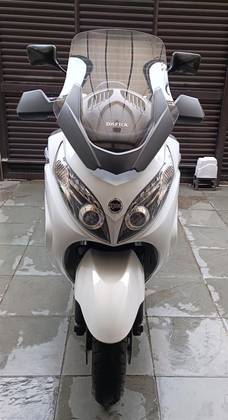 DAFRA MAXSYM 400i 